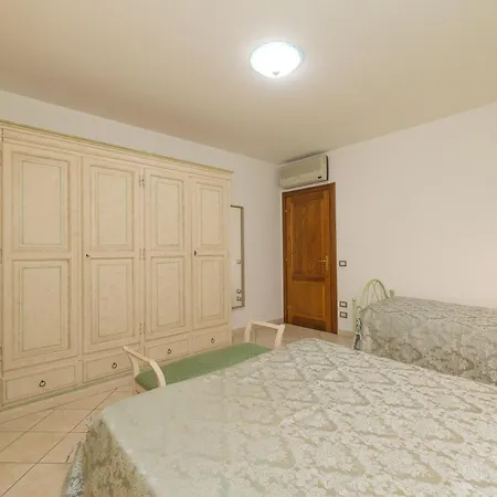 Il Girasole - Ginestra Alloggio per agriturismo *